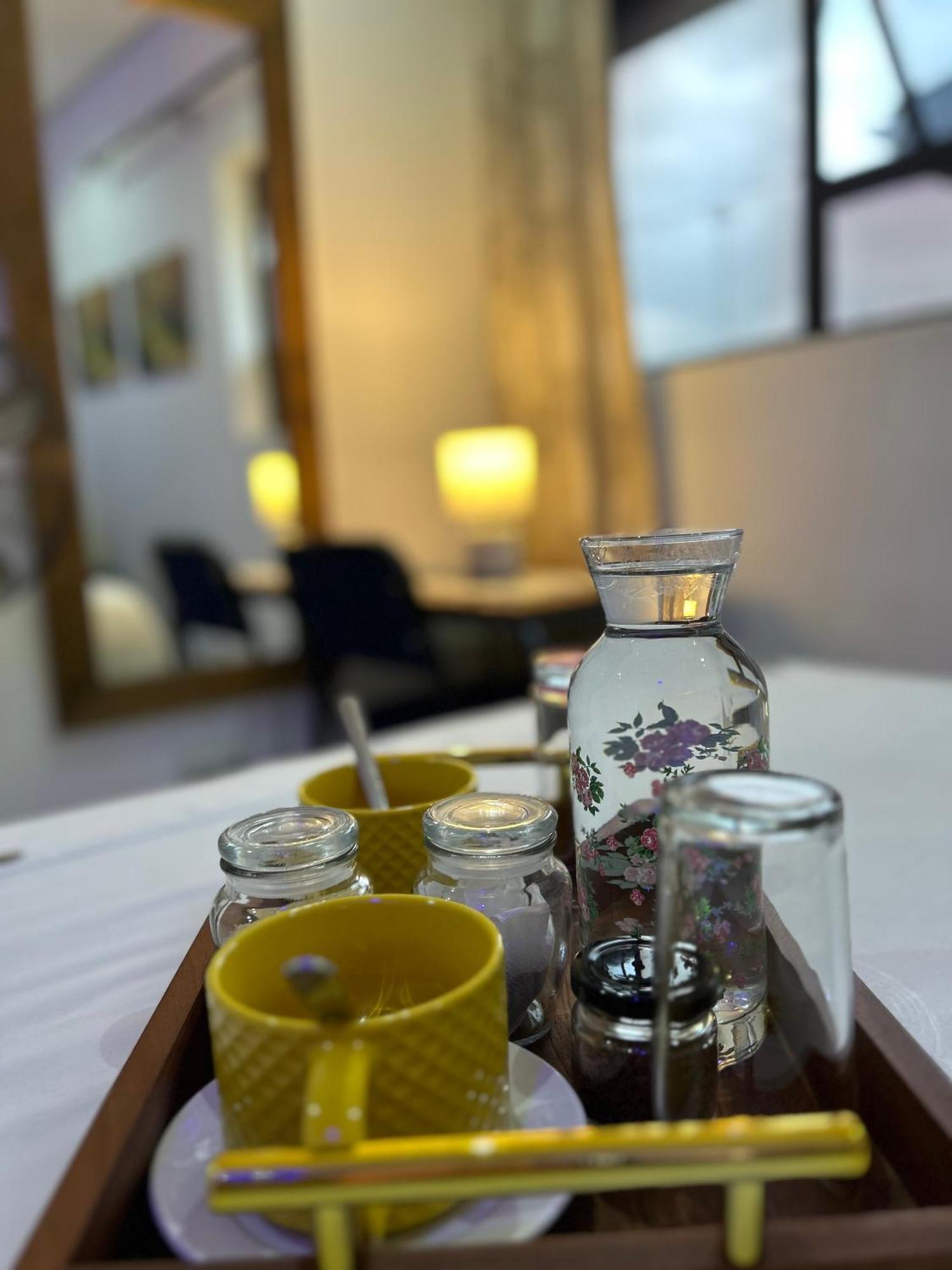 Skyfly Bed & Breakfast マンジニ エクステリア 写真