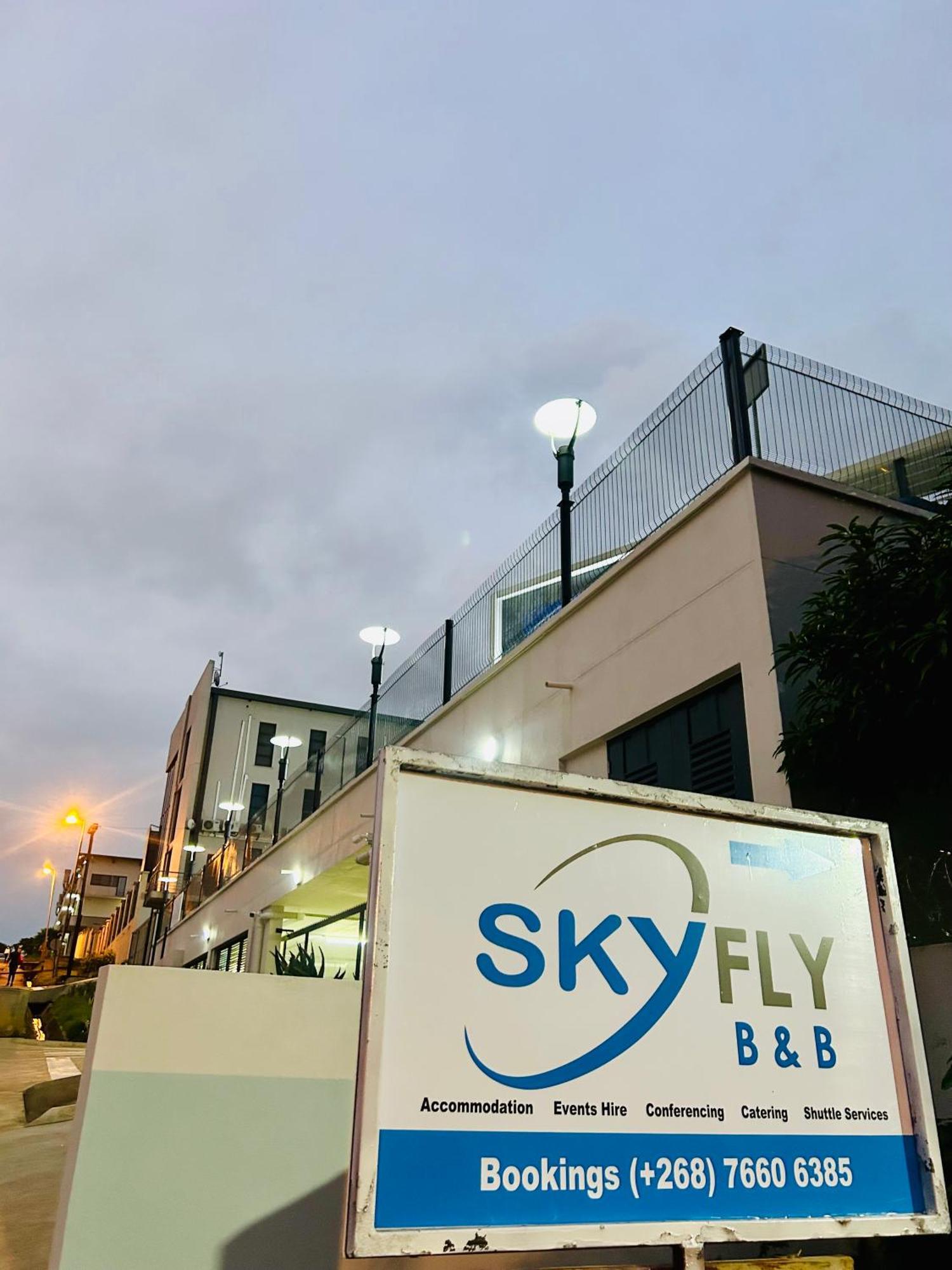 Skyfly Bed & Breakfast マンジニ エクステリア 写真